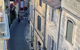 Le Petit Arles